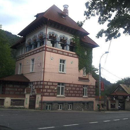 Casa De Odihna Sinaia Hotell Exteriör bild
